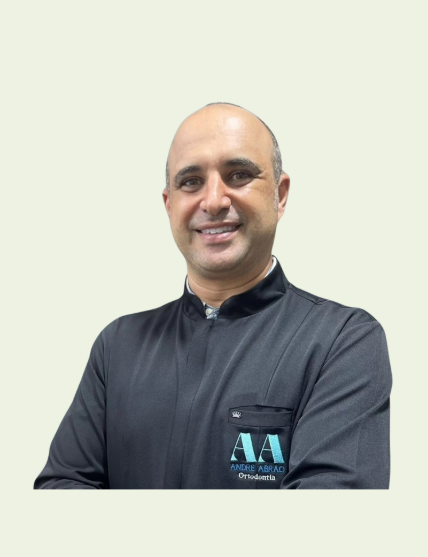Dr. André Felipe Abrão